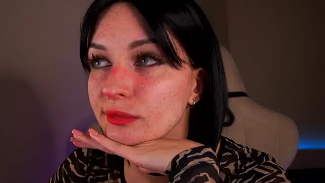 Liuba Fox online show from March 20, 8:40 pm