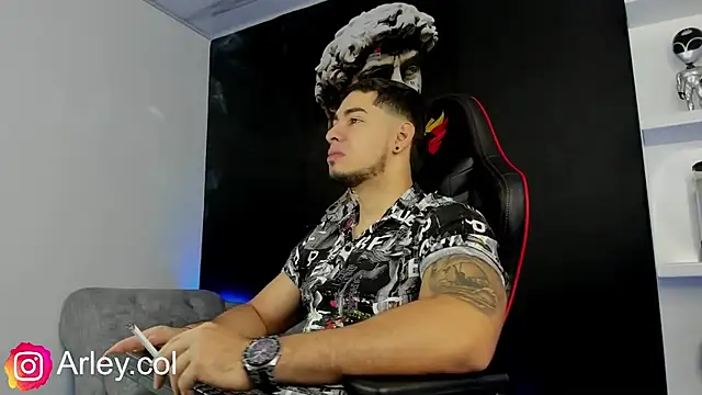 Dimitri Colleman online show from December 1, 8:09 pm