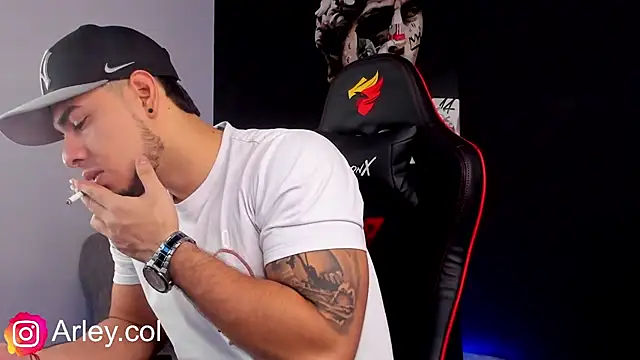 Dimitri Colleman online show from December 5, 4:23 pm