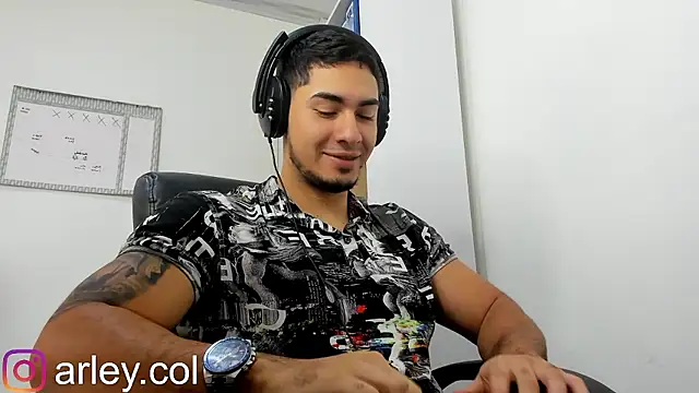 Dimitri Colleman online show from December 6, 7:54 am