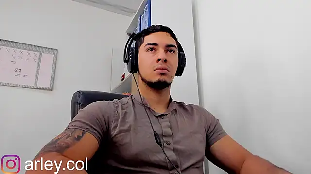 Dimitri Colleman online show from December 15, 5:34 am