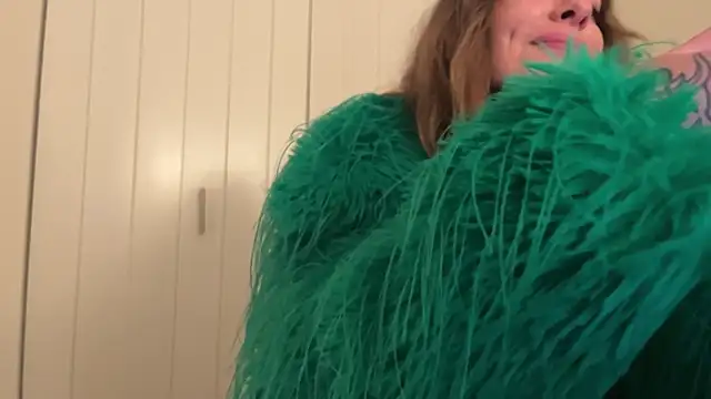 airgeadx online show from December 17, 12:34 am