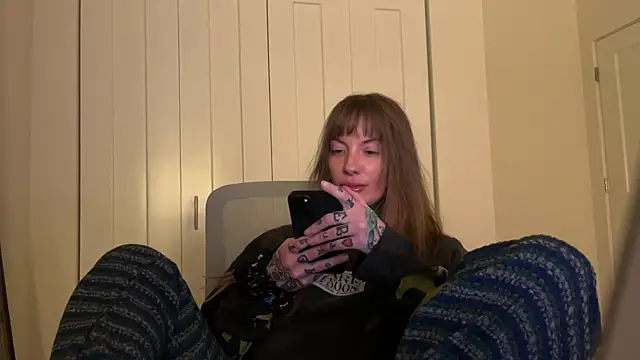 airgeadx online show from March 2, 2:08 am