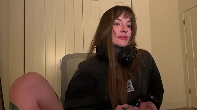 airgeadx online show from March 2, 5:12 am