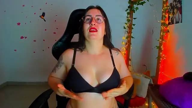 Susan Foxx online show from October 25, 7:08 pm