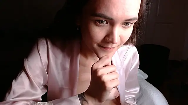 EvelynGG online show from January 4, 7:13 am