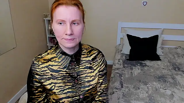 FoxySophia online show from October 3, 11:07 am