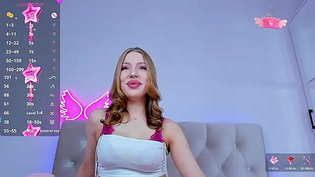 Snapshot of YourWildDestiny chatting on December 30, 2:20 am YourWildDestiny online show from December 30, 2:20 am