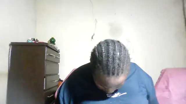 sexybigboobz online show from September 25, 3:49 pm