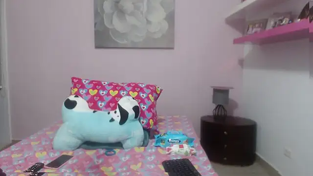 CindyCrawford online show from March 14, 3:26 am