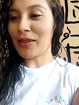 kinky milaxh online show from December 9, 7:50 pm