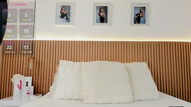 Snapshot of SUSIEPOWELL chatting on December 18, 4:40 am SUSIEPOWELL online show from December 18, 4:40 am