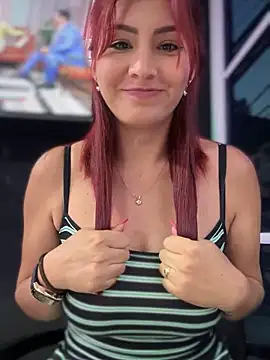 LINDA PATTY94 online show from January 20, 10:59 pm