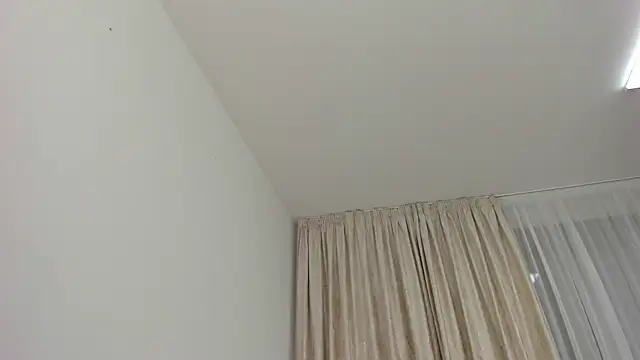 Snapshot of lissababe1 chatting on March 4, 5:45 pm lissababe1 online show from March 4, 5:45 pm