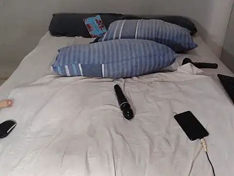 xxfantasy122 online show from December 18, 2:06 pm