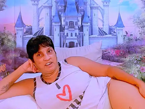 indianroxy online show from February 25, 11:19 am