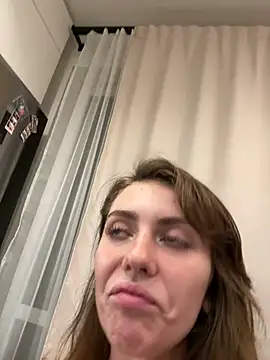 MariiD online show from December 8, 4:07 pm