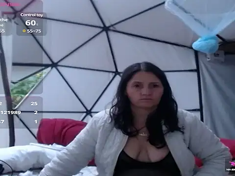 Snapshot of angel_sw chatting on January 3, 11:12 pm angel sw online show from January 3, 11:12 pm