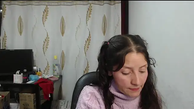 Snapshot of angel_sw chatting on September 11, 11:38 pm angel sw online show from September 11, 11:38 pm