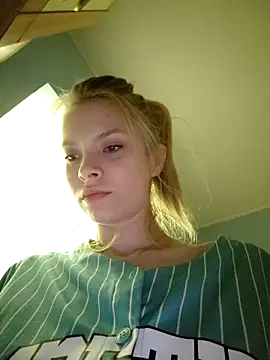 AnastasiaAniess online show from February 1, 5:37 pm