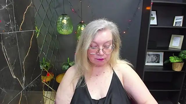 NataliMellow online show from January 4, 4:22 pm