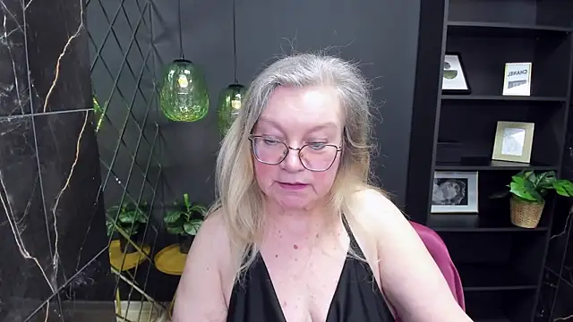 NataliMellow online show from March 7, 4:22 pm