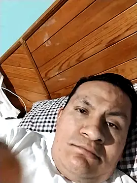 Snapshot of gusaven chatting on March 11, 7:04 am gusaven online show from March 11, 7:04 am