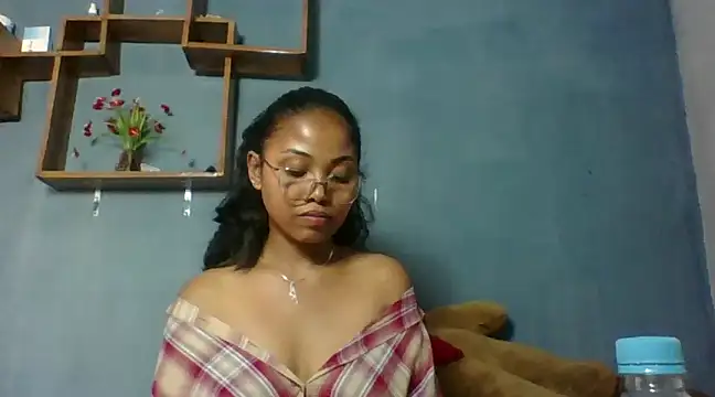 naya86 online show from February 9, 9:37 am