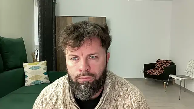 Snapshot of AlphaSparks chatting on February 3, 6:45 am AlphaSparks online show from February 3, 6:45 am