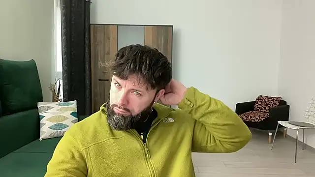 Snapshot of AlphaSparks chatting on February 6, 6:51 am AlphaSparks online show from February 6, 6:51 am