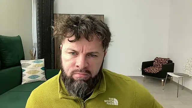 Snapshot of AlphaSparks chatting on February 7, 6:45 am AlphaSparks online show from February 7, 6:45 am