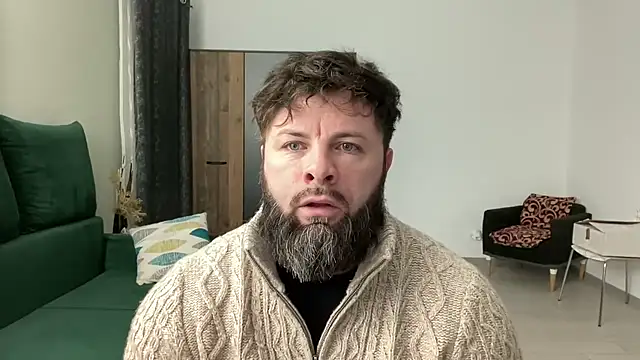 Snapshot of AlphaSparks chatting on February 17, 3:36 am AlphaSparks online show from February 17, 3:36 am