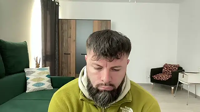 Snapshot of AlphaSparks chatting on February 25, 6:47 am AlphaSparks online show from February 25, 6:47 am