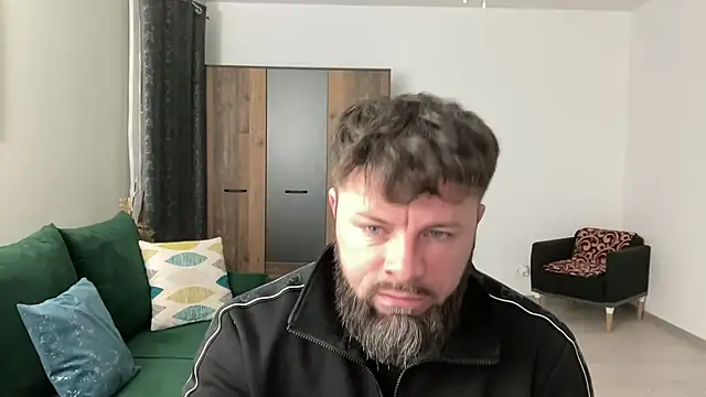 Snapshot of AlphaSparks chatting on March 13, 3:44 am AlphaSparks online show from March 13, 3:44 am