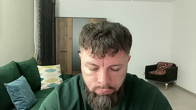 Snapshot of AlphaSparks chatting on March 17, 3:36 am AlphaSparks online show from March 17, 3:36 am