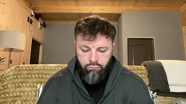 Snapshot of AlphaSparks chatting on November 13, 3:49 am AlphaSparks online show from November 13, 3:49 am