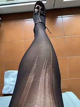 Wet-Pussycat online show from December 13, 12:50 pm