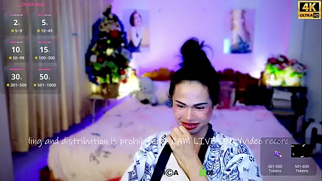 Snapshot of ribbinpink chatting on February 25, 11:44 pm ribbinpink online show from February 25, 11:44 pm