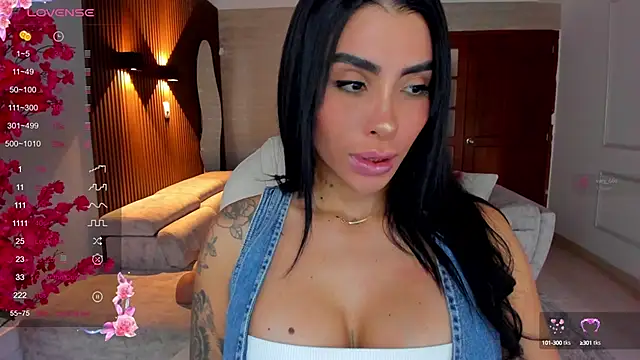 Sarah Stone  online show from September 17, 7:37 pm