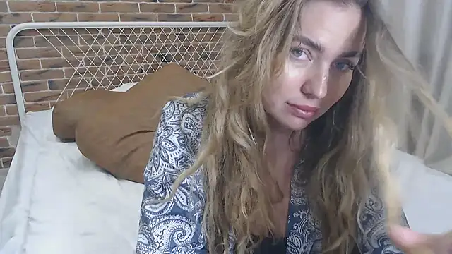 xxkristinaxx online show from March 19, 12:56 pm