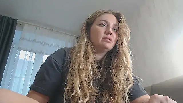 xxkristinaxx online show from October 23, 12:15 pm