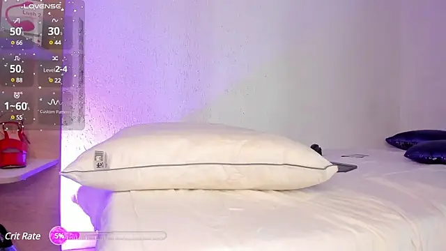 Snapshot of anastasia_bee chatting on December 14, 2:21 pm anastasia bee online show from December 14, 2:21 pm