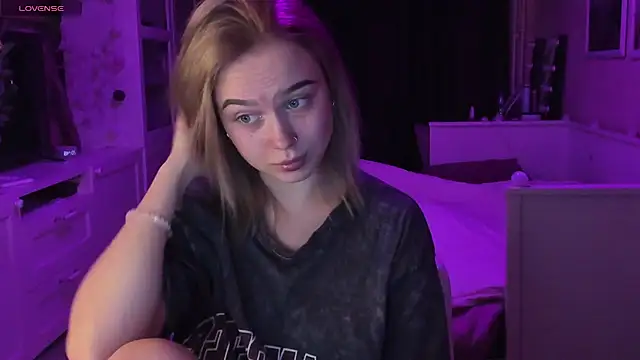 Snapshot of MaryDreaminess chatting on January 22, 5:49 pm MaryDreaminess online show from January 22, 5:49 pm