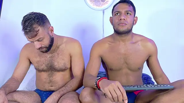 Snapshot of fantastic_couple_mens chatting on September 25, 7:01 am fantastic couple mens online show from September 25, 7:01 am