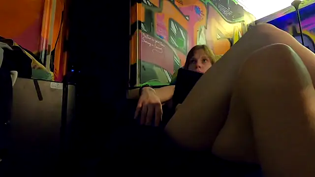 TheDaisyChaos online show from February 27, 7:55 am