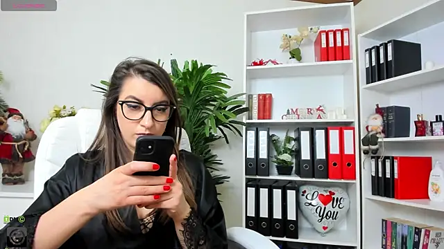 amayawest online show from December 28, 7:44 am