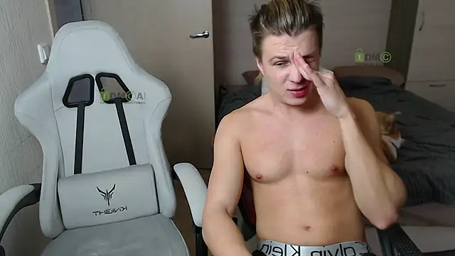 Sunny-Girl1 online show from March 2, 10:14 am