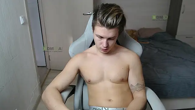 Sunny-Girl1 online show from March 8, 7:38 am