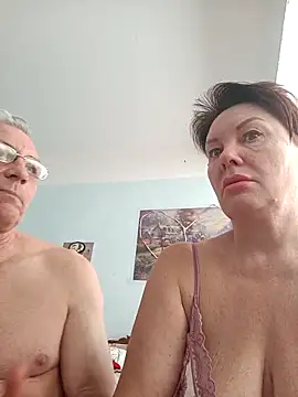  lady red  online show from March 18, 5:31 am