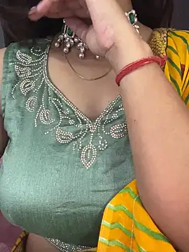 DesiZoya online show from September 28, 10:48 pm